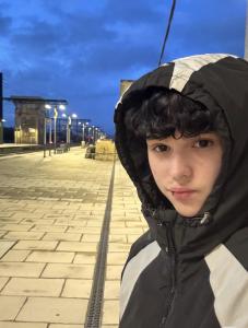 604854296: Chico busca chica en Madrid