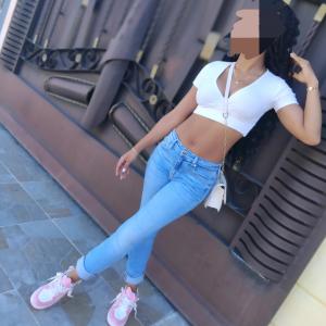 643857895: Chica busca chico en Madrid