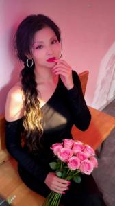 613401451: Chica busca chico en Gerona