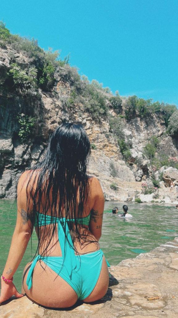 Chica busca chico en Sevilla: 