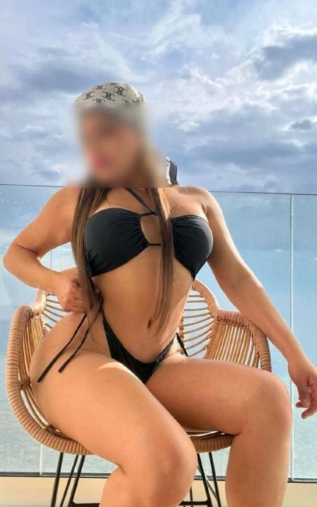 742009686: Chica busca chico en Alicante