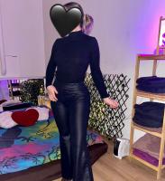 611701886: Chica busca chico en Madrid