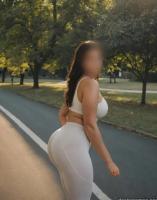 613905801: Chica busca chico en Málaga