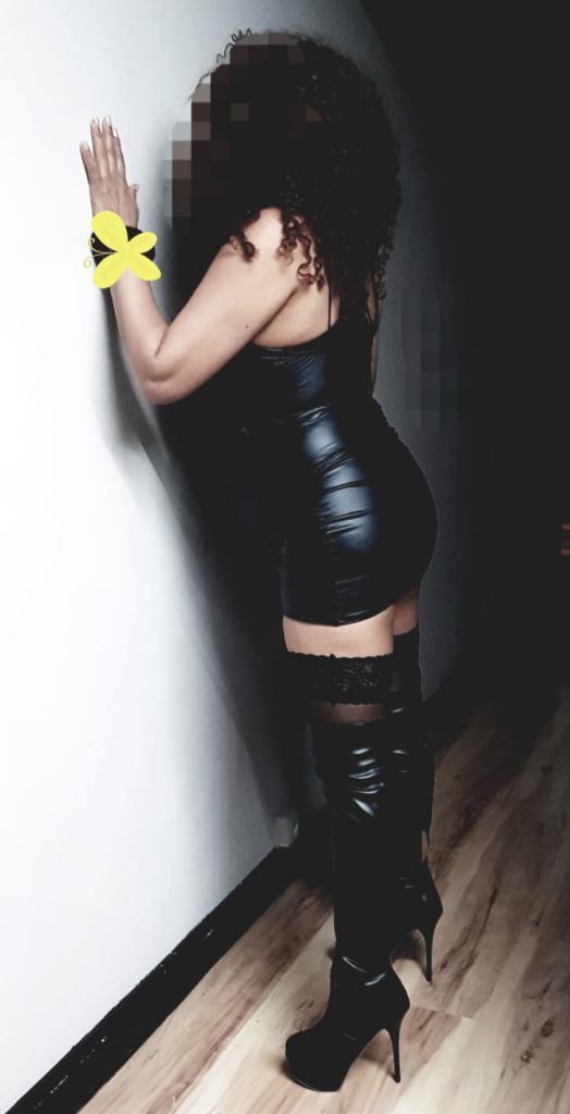 Chica busca chico en Barcelona: 