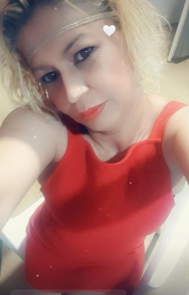 Chica busca chico en Almería: 