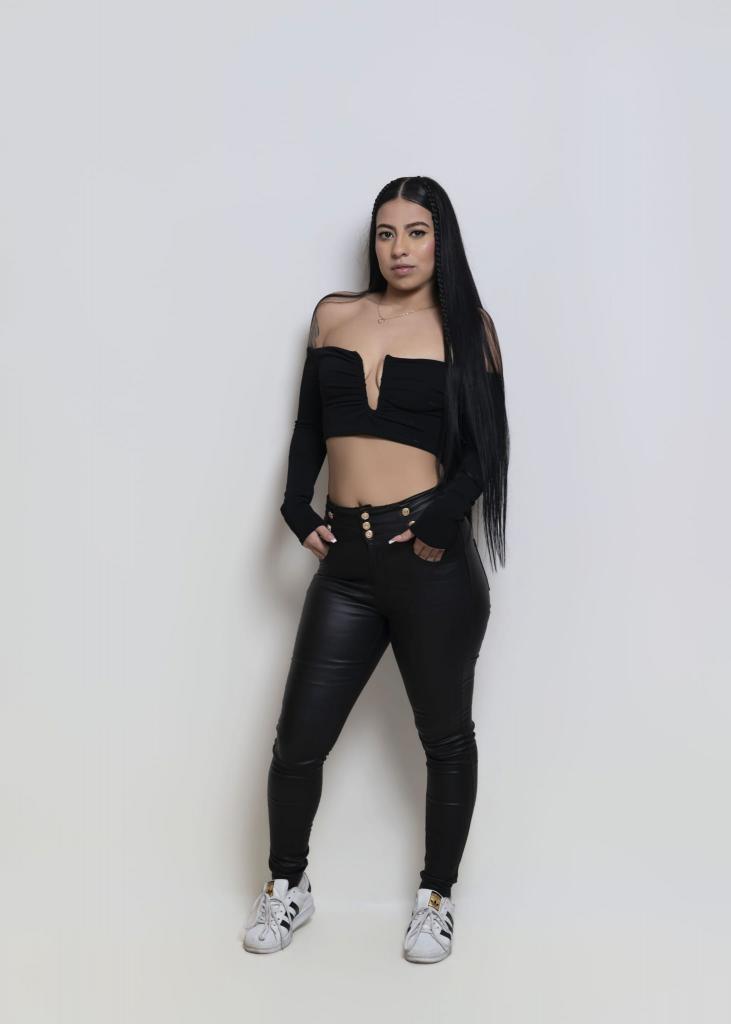 Chica busca chico en Almería: 