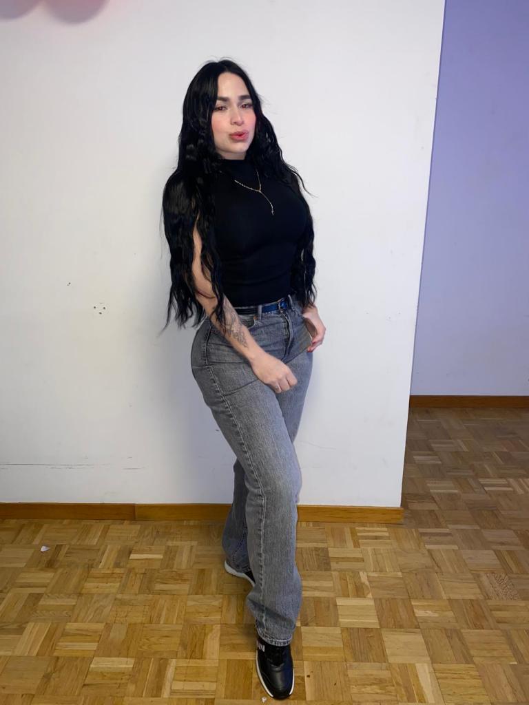 Chica busca chico en Sevilla: 