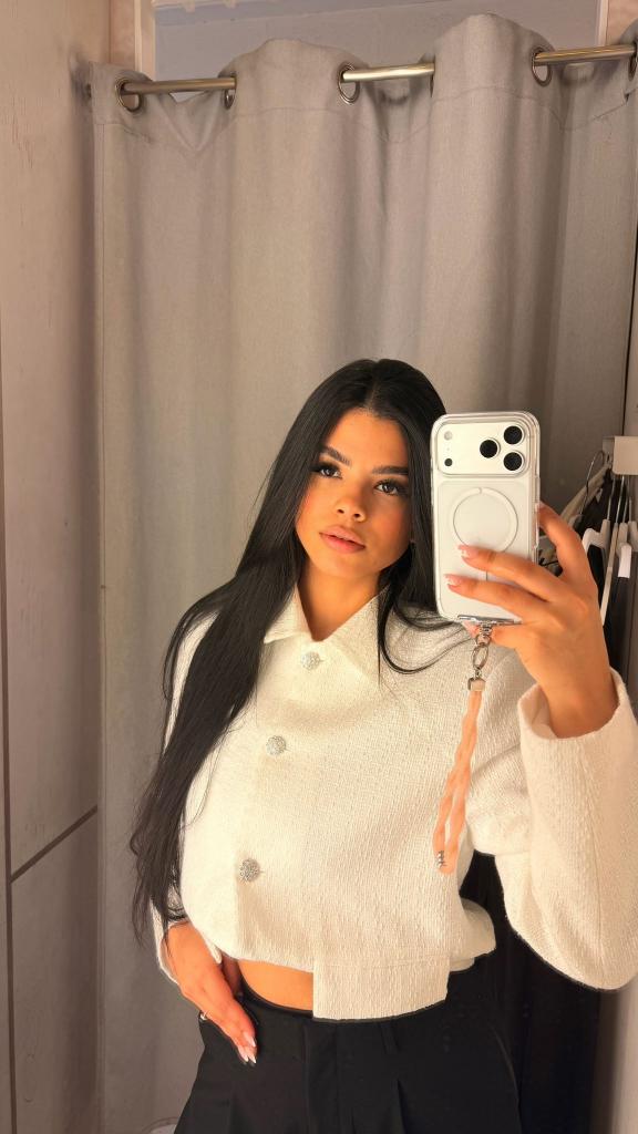 Chica busca chico en Almería: 