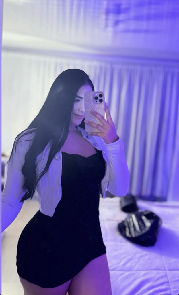 Chica busca chico en Cádiz: 