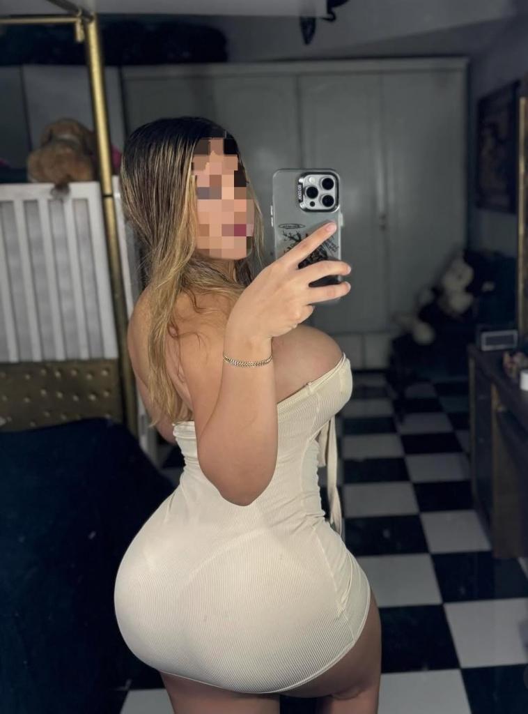 Chica busca chico en Cádiz: 