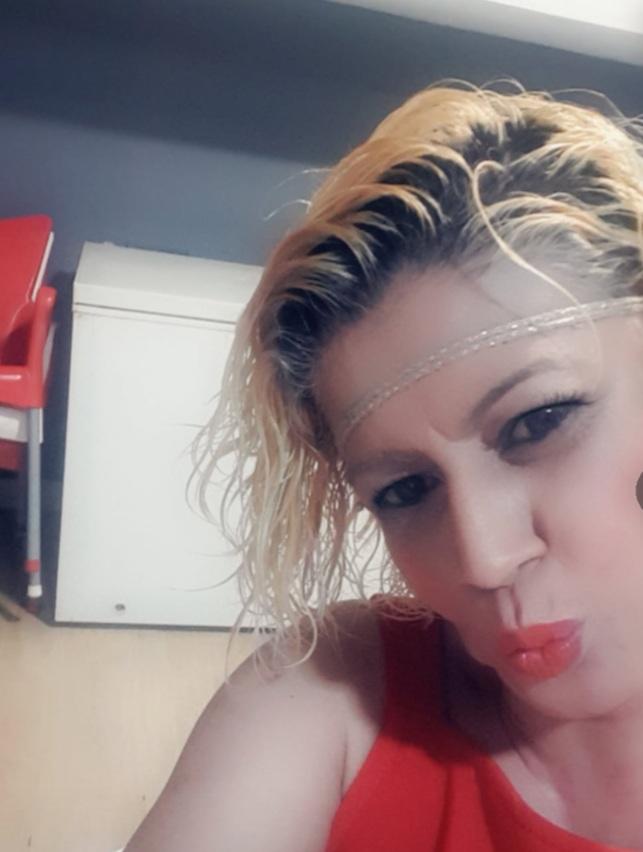 Chica busca chico en Almería: 