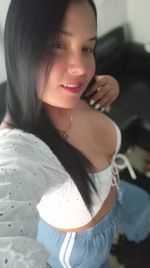 Chica busca chico en Cádiz: 