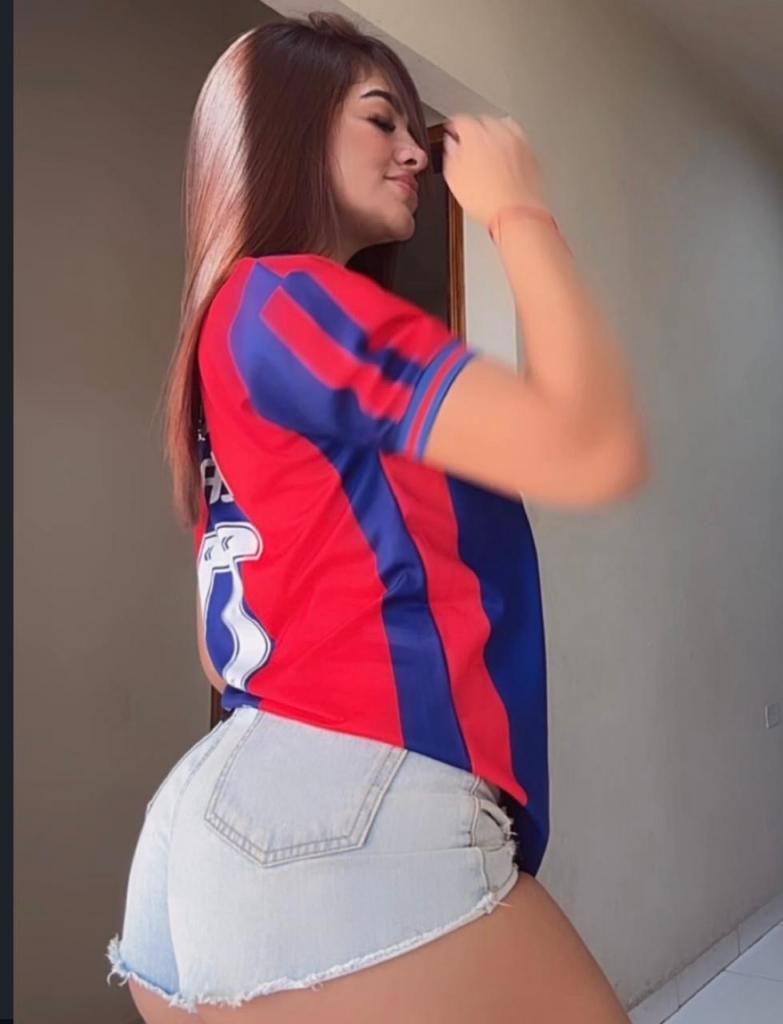 Chica busca chico en La Coruña: Chica busca chico