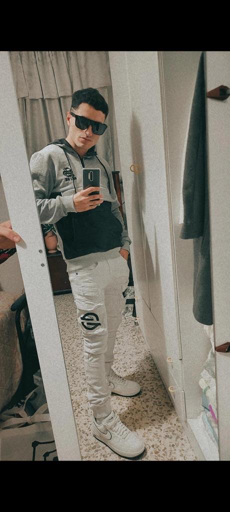 Chica busca chico en La Coruña: 