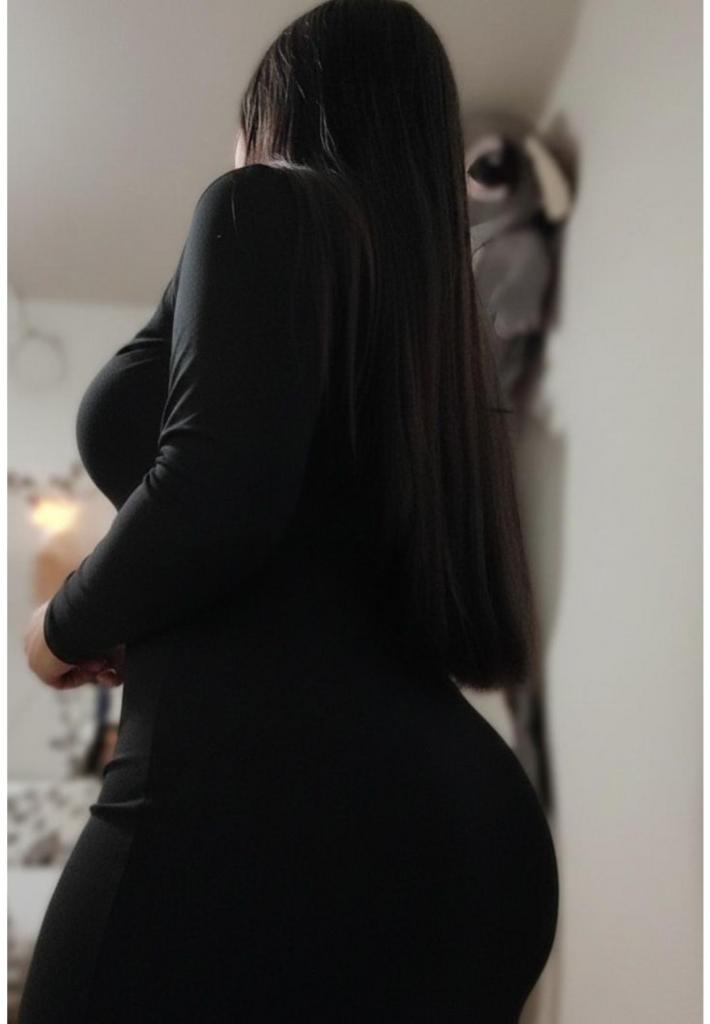 Chica busca chico en Cádiz: 