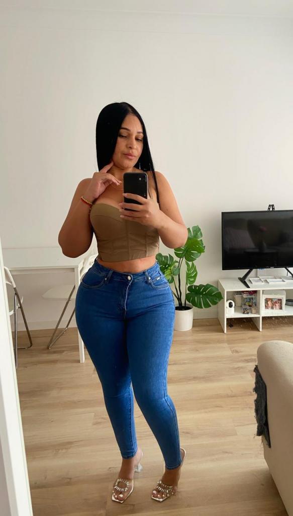 603787928: Chica busca chico en Málaga