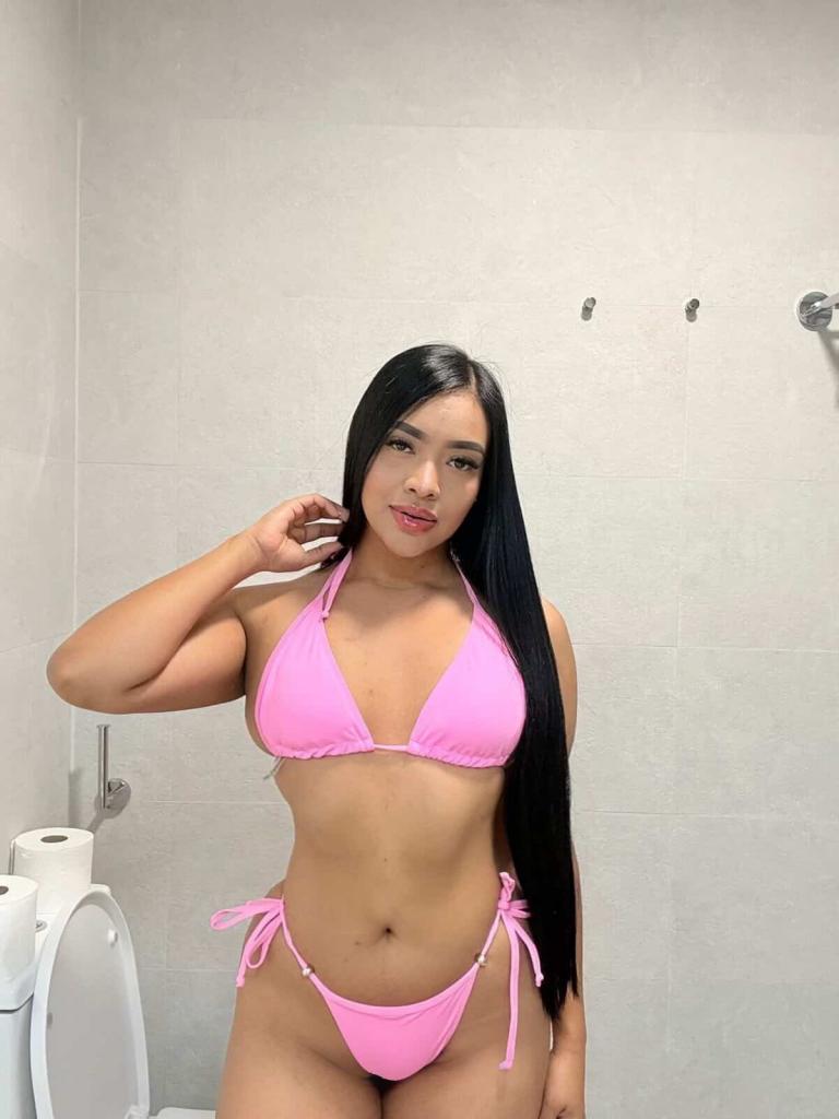 Chica busca chico en Tenerife: 