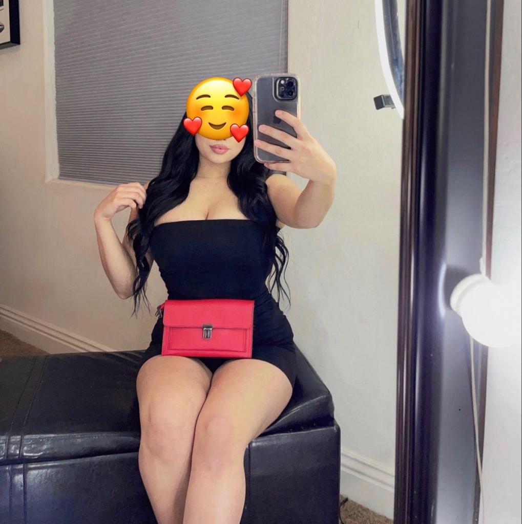 Chica busca chico en Cádiz: 