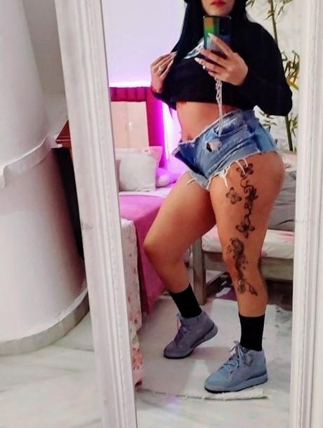 Chica busca chico en Almería: 