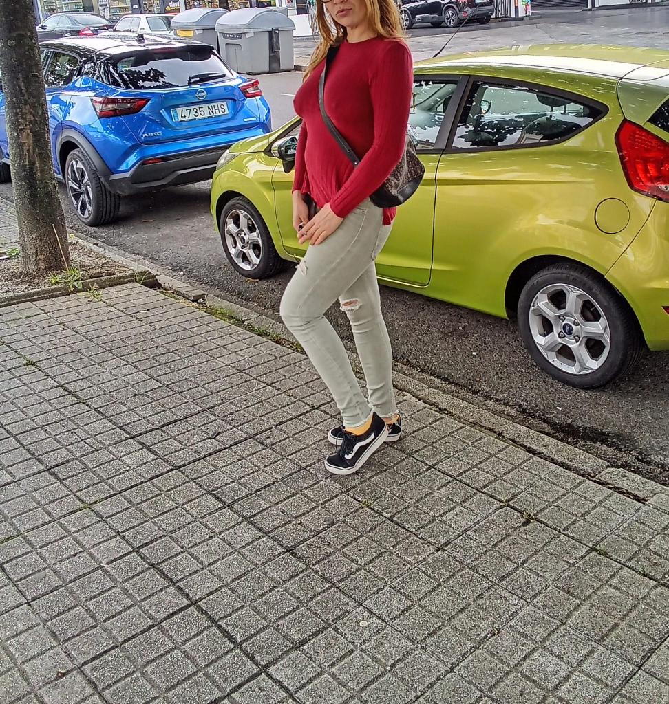 Chica busca chico en La Coruña: 