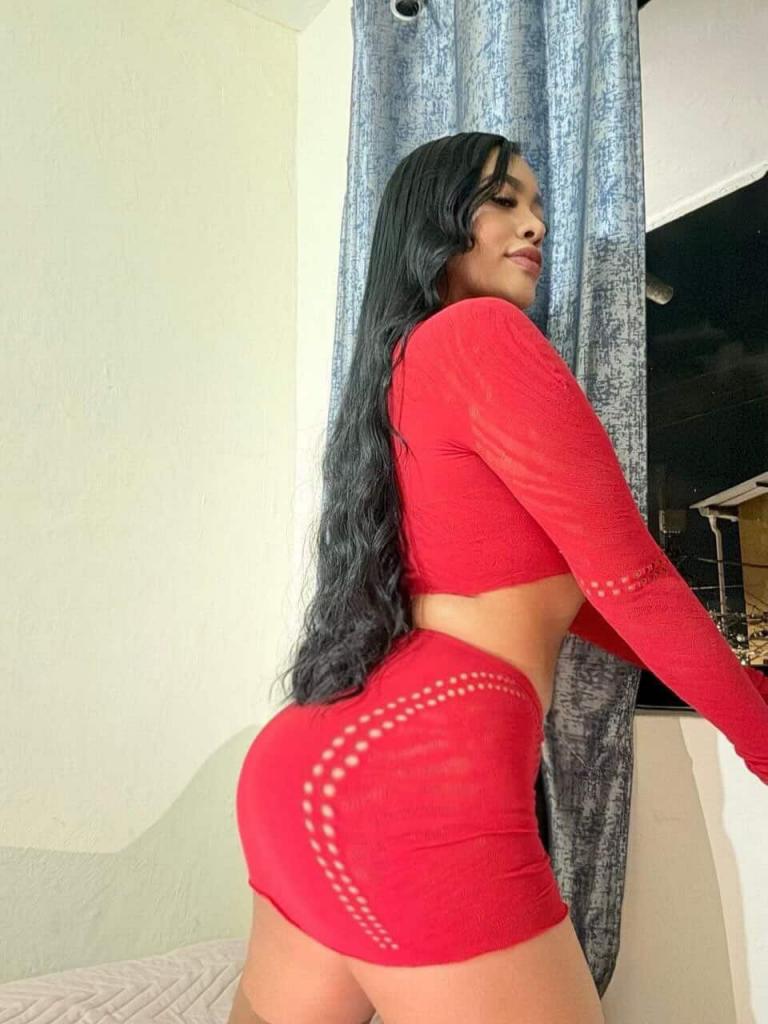 Chica busca chico en Tenerife: 