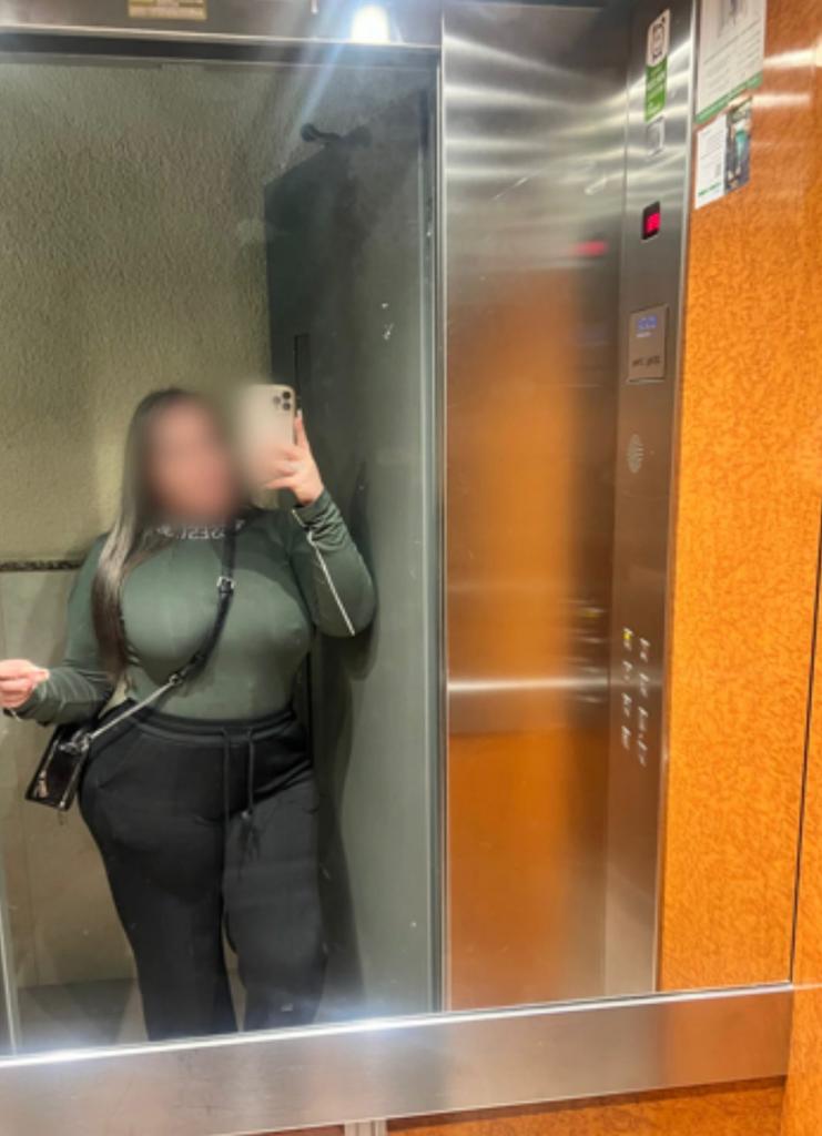 Chica busca chico en Granada: 