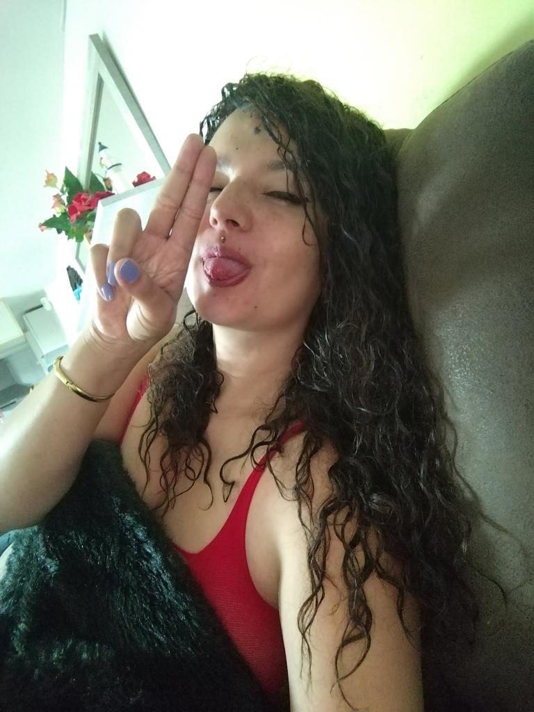 Chica busca chico en Lérida: 