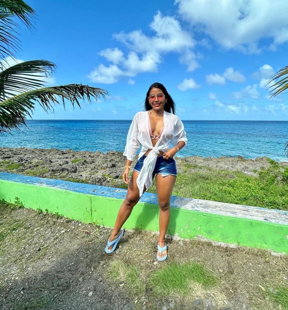 Chica busca chico en Almería: 