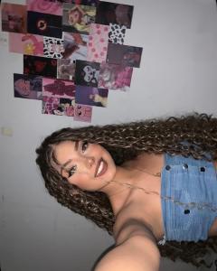 613434096: Chica busca chico en Ibiza