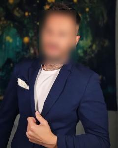 664726033: Chico busca chica en Barcelona