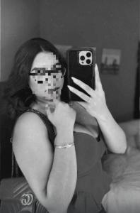 631285233: Chica busca chico en León