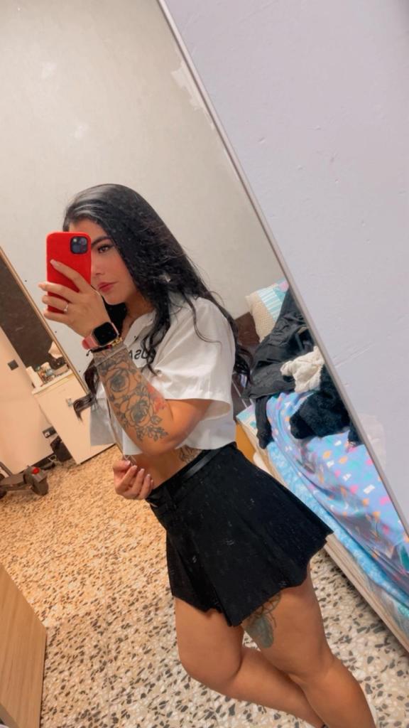 Chica busca chico en Almería: 