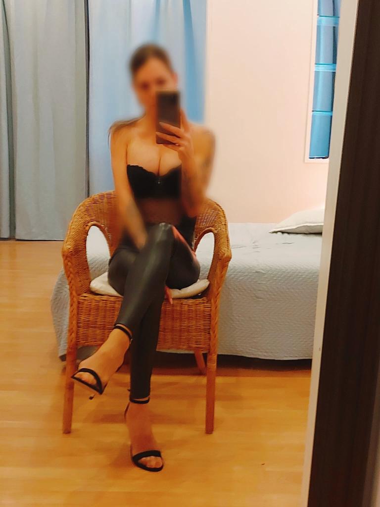 Chica busca chico en Barcelona: 