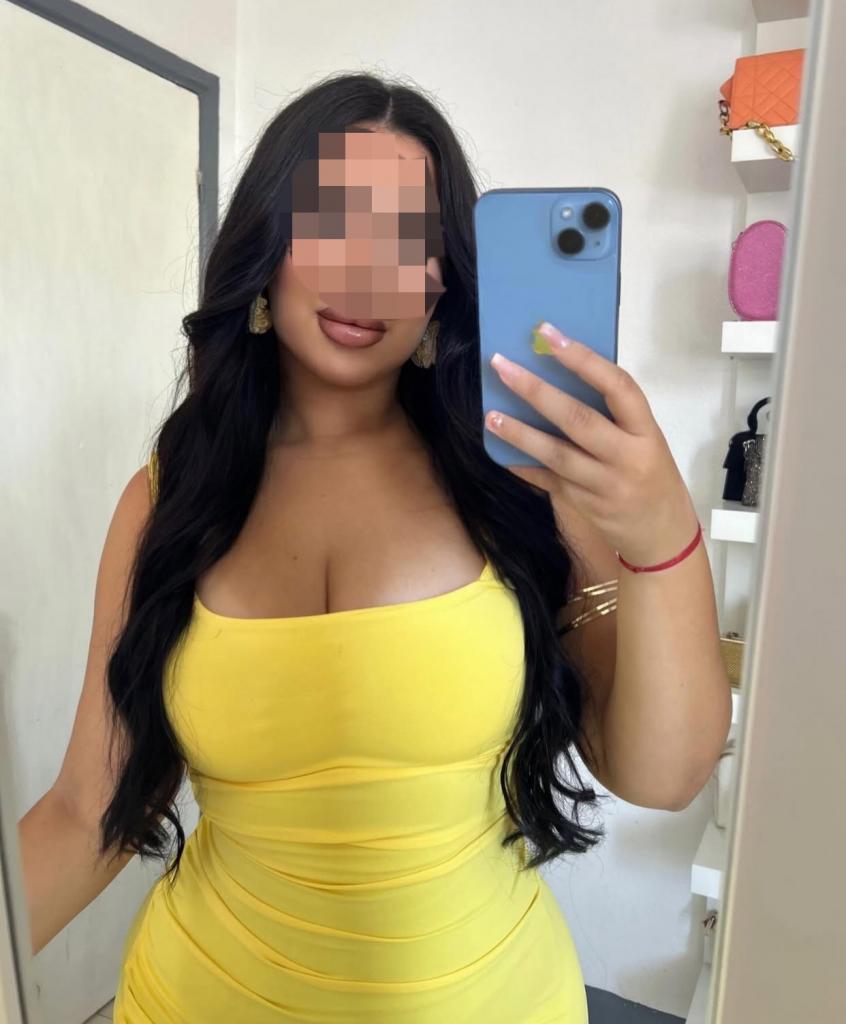 Chica busca chico en Cádiz: 