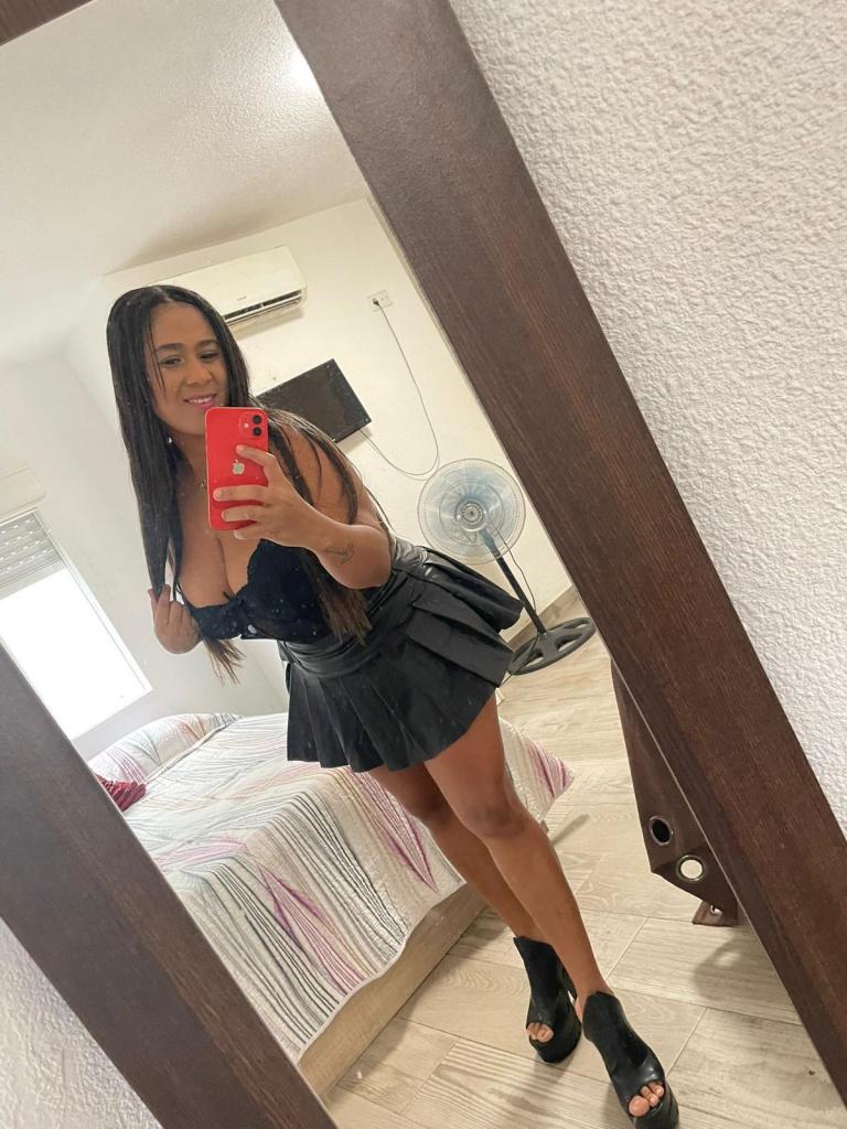 Chica busca chico en Alicante: 