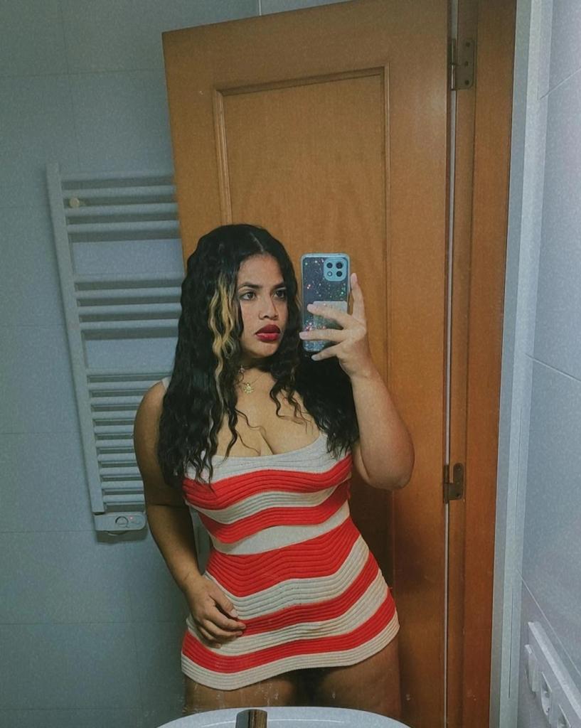 645116311: Chica busca chico en Lérida