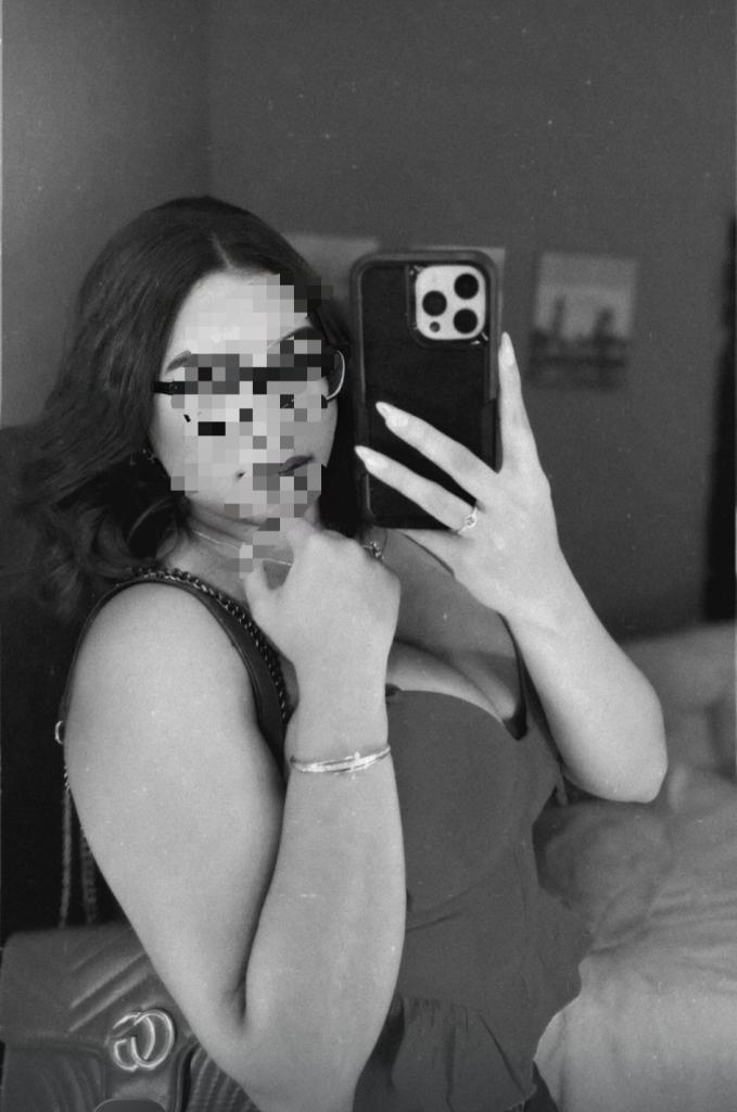 631285233: Chica busca chico en León