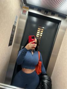 Chica busca chico en Barcelona: 