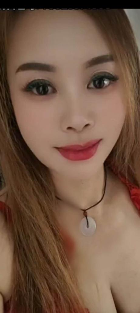 615711587: Chica busca chico en La Coruña