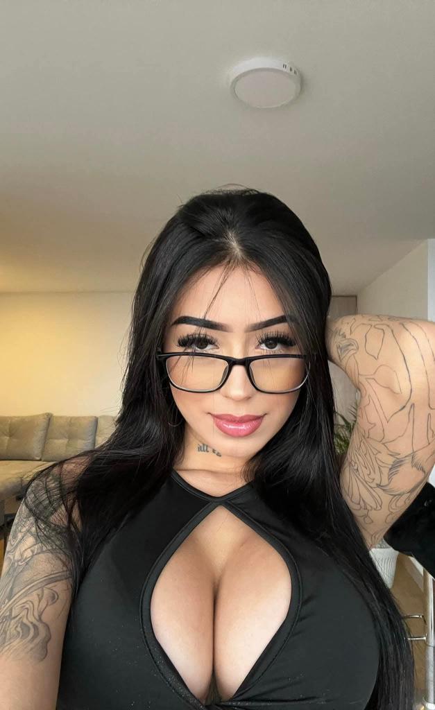 Chica busca chico en Almería: 