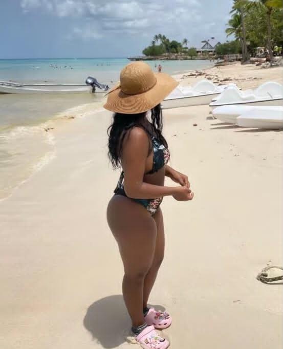 Chica busca chico en Cádiz: 