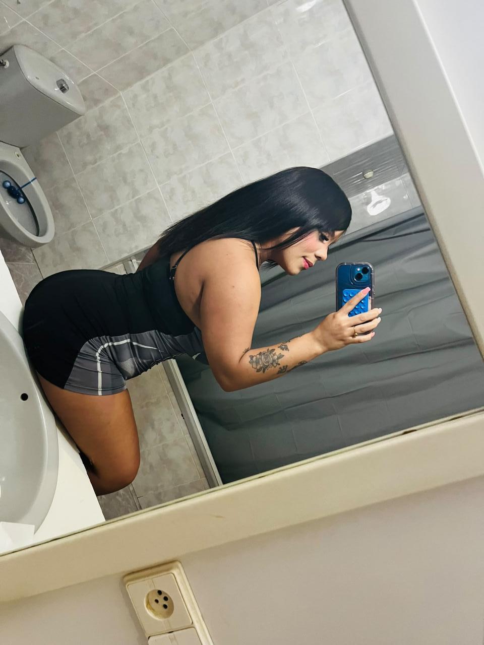743042025: Chica busca chico en Almería