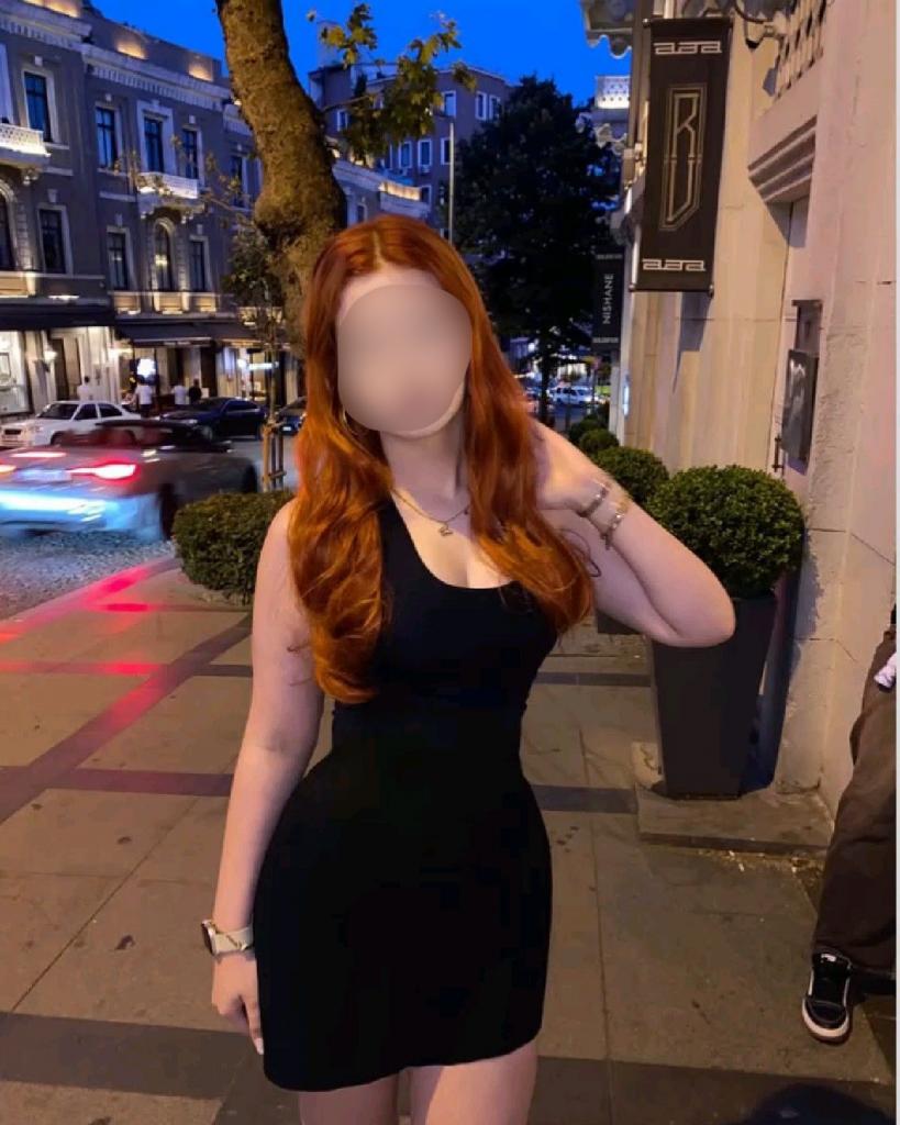 613874092: Chica busca chico en Sevilla