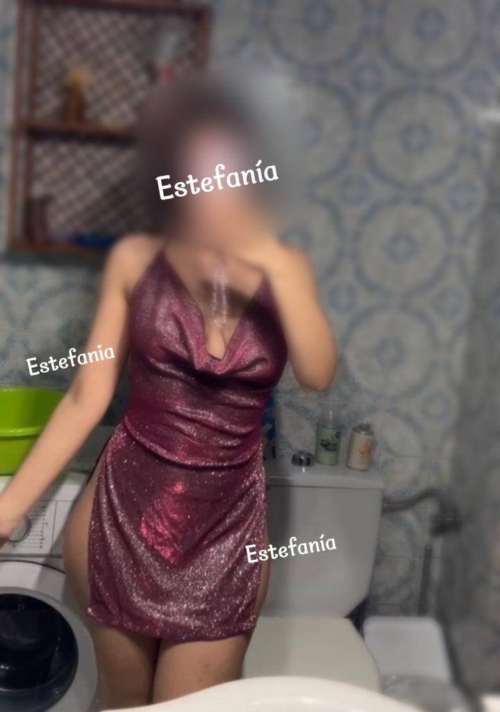 613808769: Chica busca chico en Sevilla
