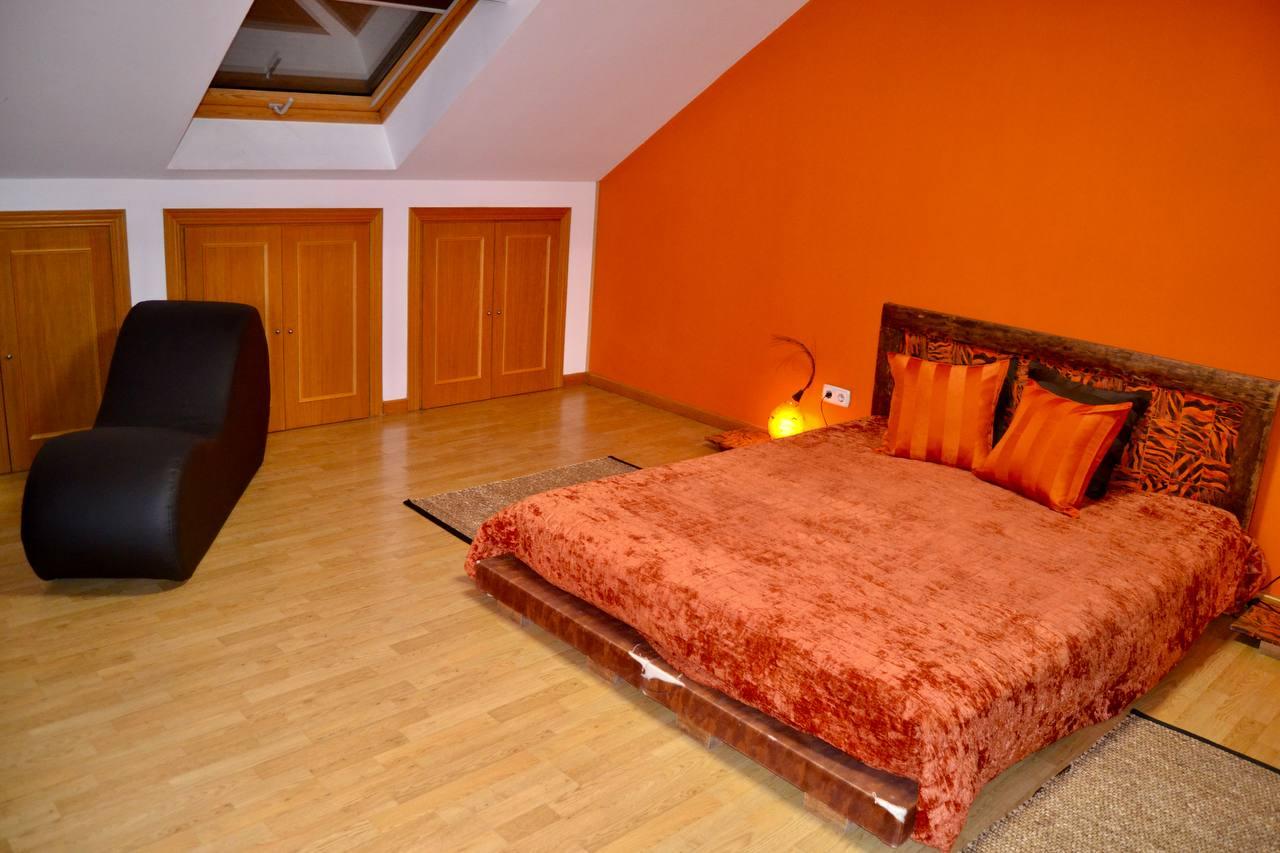 Chica busca chico en Madrid: 
