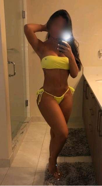 Chica busca chico en La Coruña: 