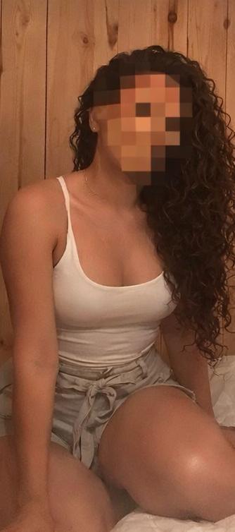 643388749: Chica busca chico en Granada