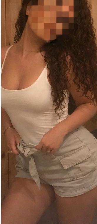 643388749: Chica busca chico en Granada