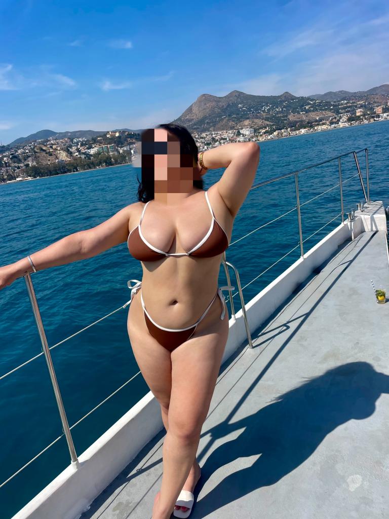 602627375: Chica busca chico en Cádiz