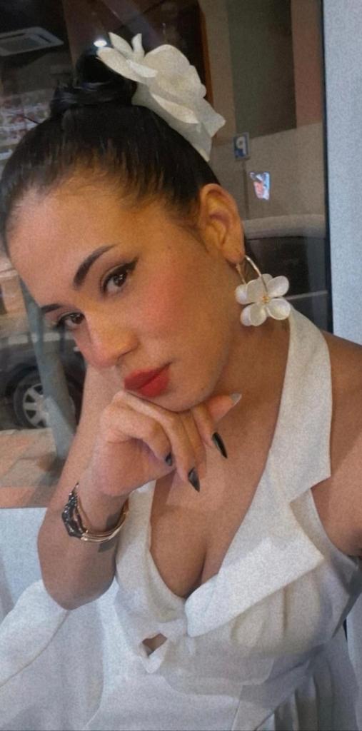Chica busca chico en Almería: 